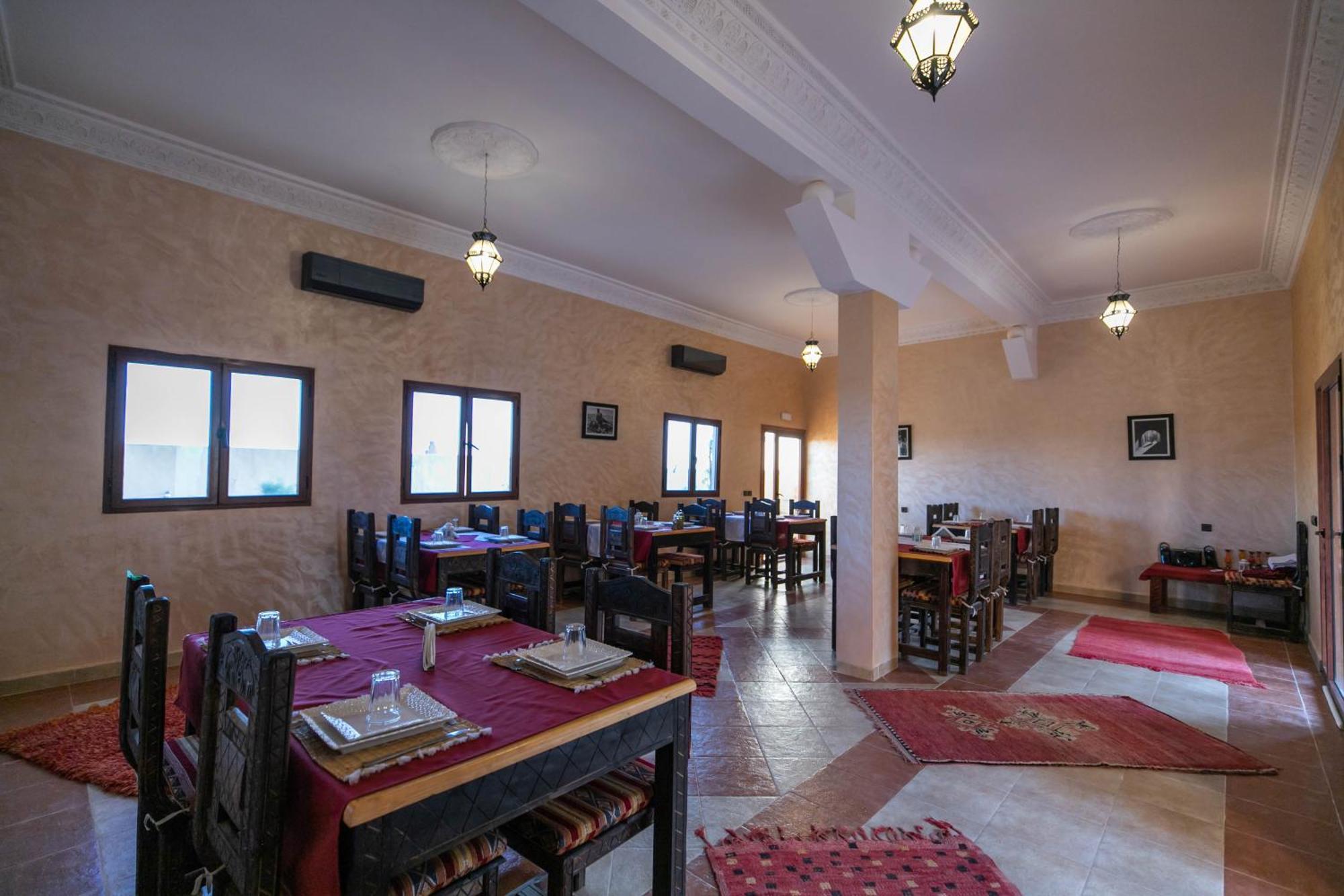 Berber Palace Merzouga Buitenkant foto