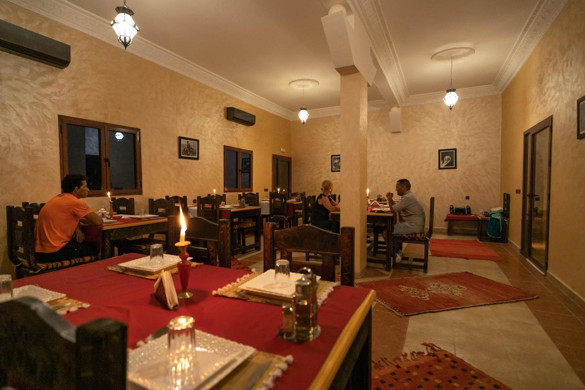 Berber Palace Merzouga Buitenkant foto