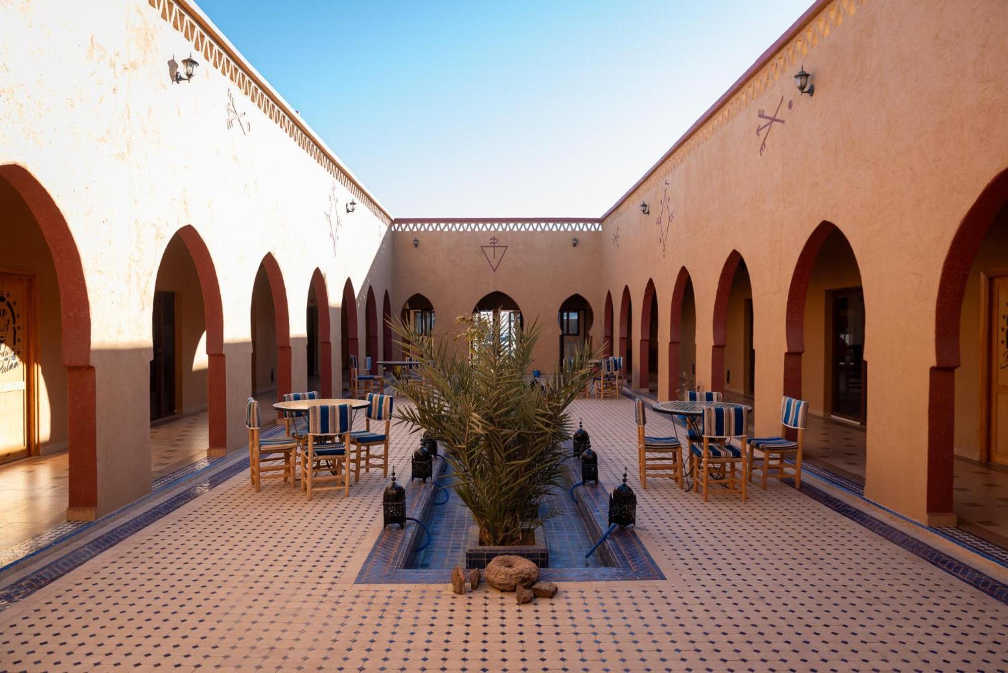 Berber Palace Merzouga Buitenkant foto